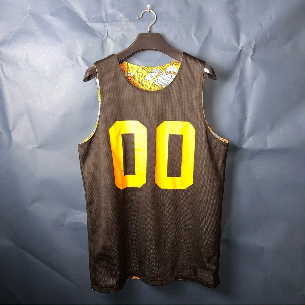 Men's Reversible Medium Black & Graphic Tank Top